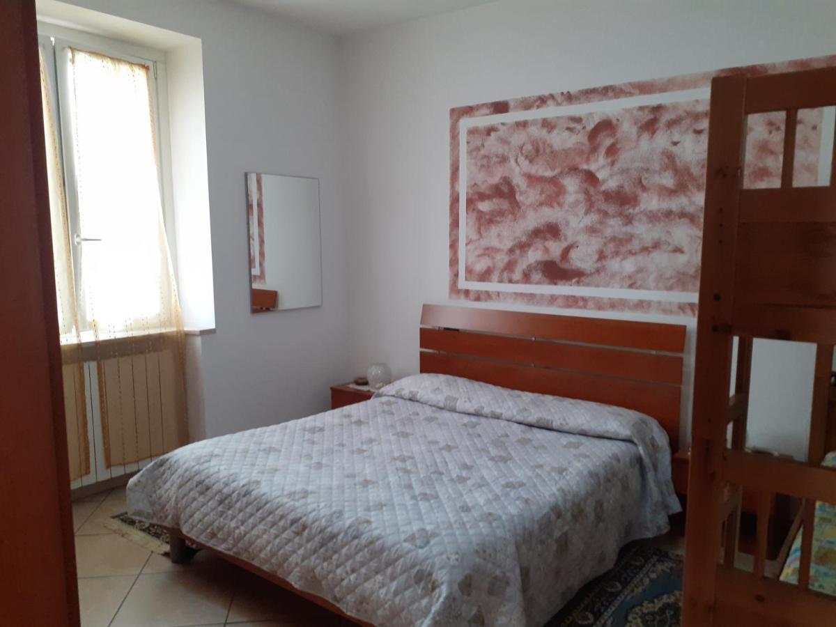 Casa Vacanze Valvendra 로베레 외부 사진